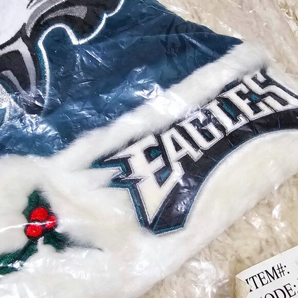 Philadelphia Eagles Plush Embroidered Santa Claus Hat Unisex NWT - Picture 7 of 10